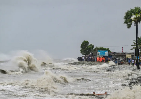 В Бангладеш при ударе циклона 