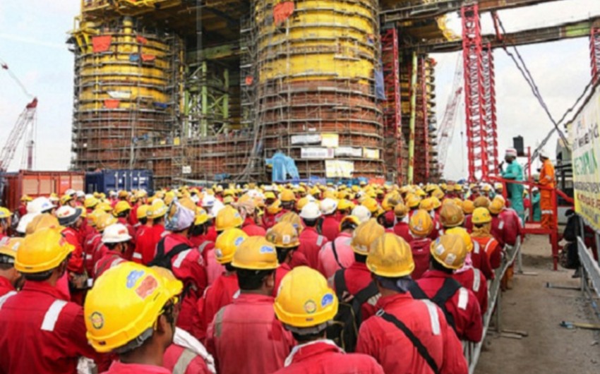 Qabonda “Shell”in işçiləri tətilə başlayıblar