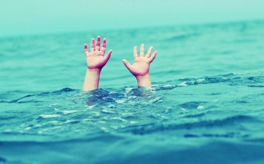 У сумгайытского побережья Каспия утонул 11-летний ребенок