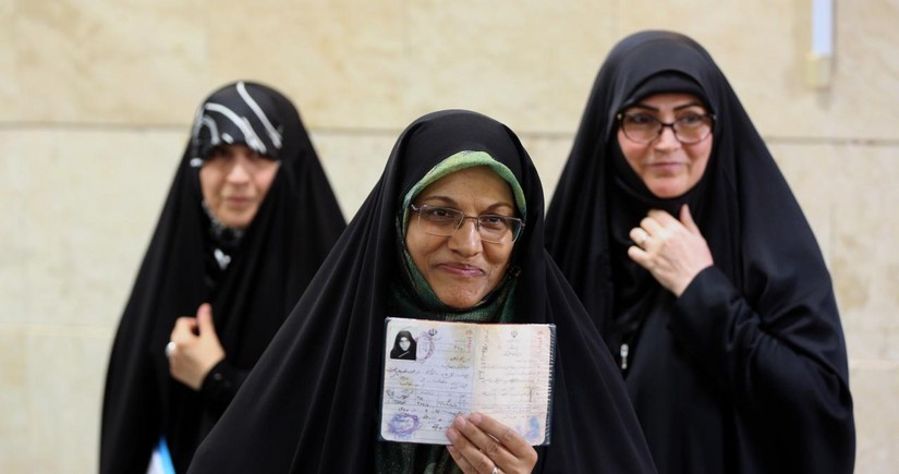 В Иране впервые женщина зарегистрировалась для участия в выборах президента республики