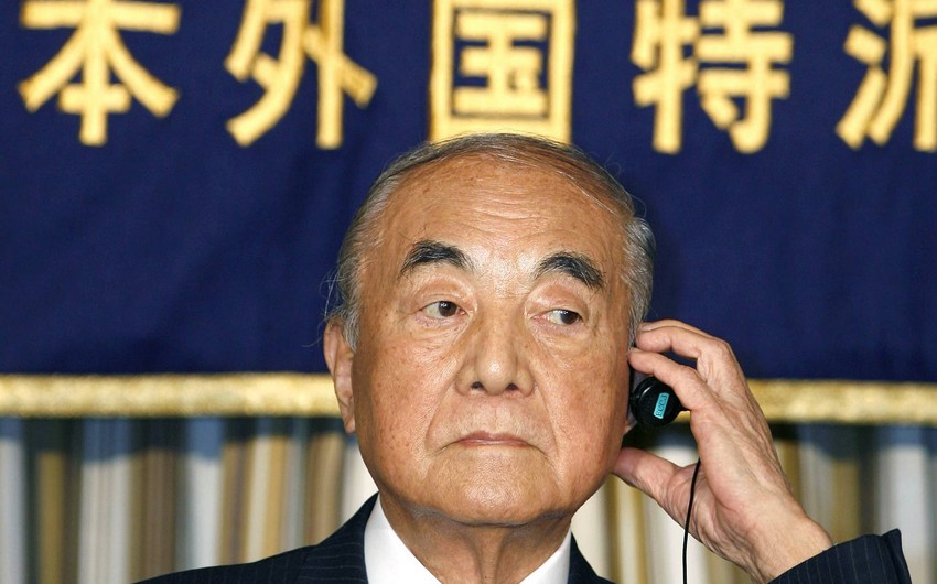 Умер бывший премьер Японии Накасонэ