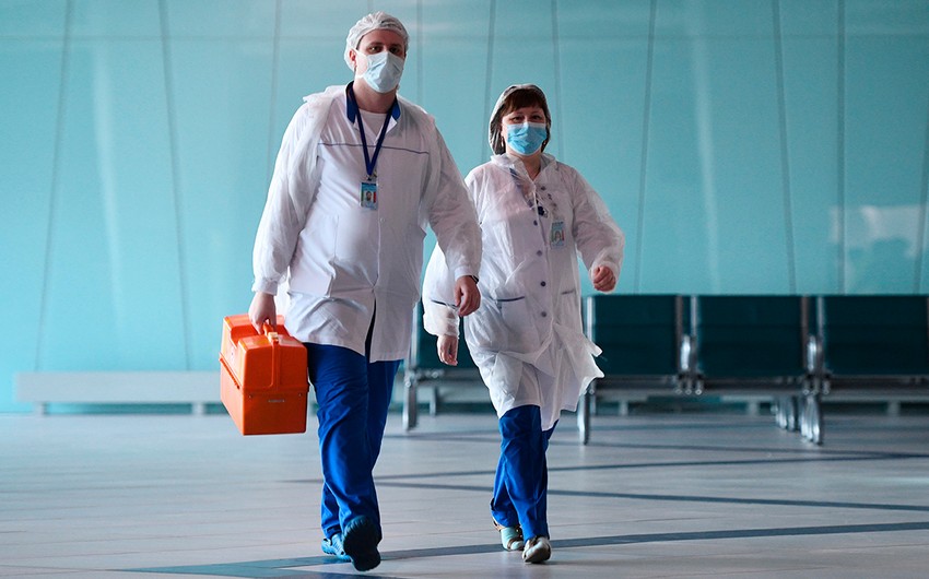 Группа российских врачей вылетела в Азербайджан для помощи в борьбе с пандемией
