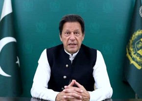 Премьер Пакистана призвал поддержать новое правительство Афганистана