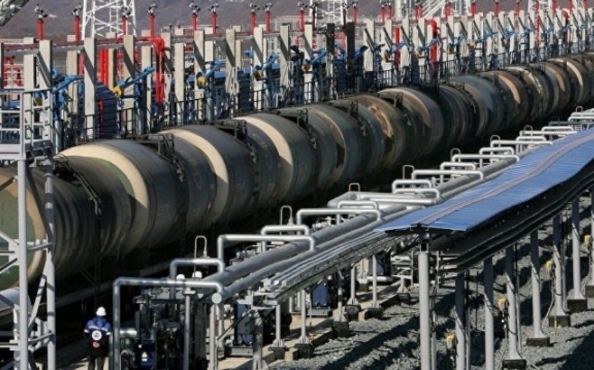 Пошлина на экспорт нефти из РФ выросла до $120 за тонну