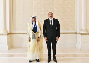 Ильхам Алиев принял генсека Организации исламского сотрудничества
