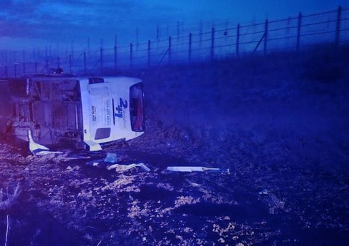 В Турции автобус съехал в кювет, пострадали 15 человек