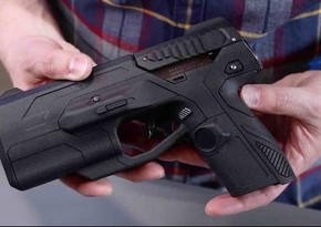 В США в продажу поступит умный пистолет с системой распознавания лиц