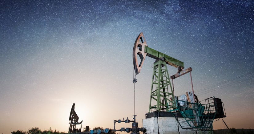 EIA повысило прогноз по добыче нефти в Азербайджане на 2025 год