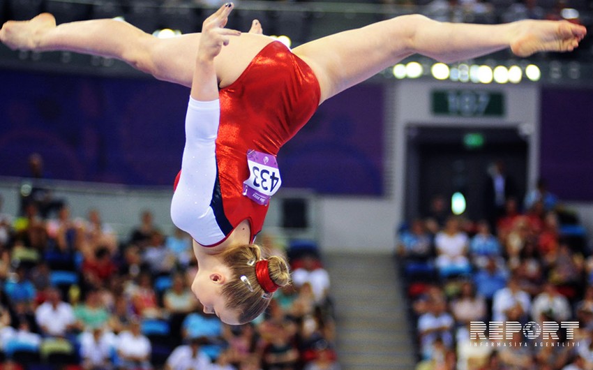 Azərbaycan gimnastının bir dəst medal qazandığı yarışdan - FOTOREPORTAJ