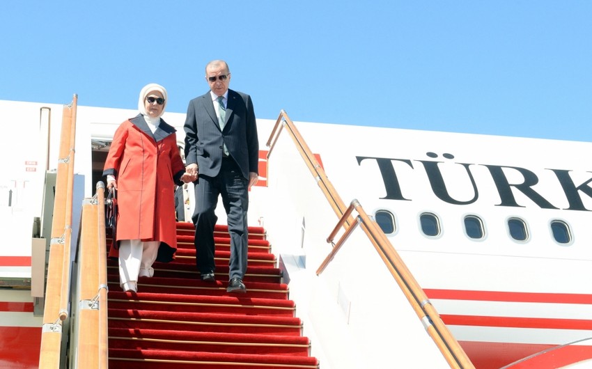 Recep Tayyip Erdogan arrives in Azerbaijan on working visit