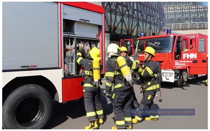 В Бакинском аэропорту проведены учения по пожарной безопасности совместно с МЧС