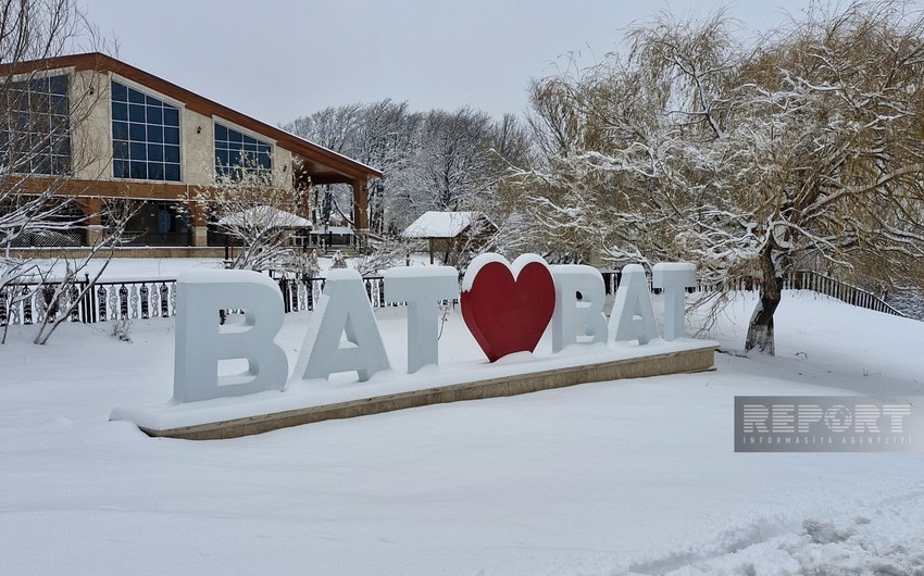 Batabat yaylağına güclü qar yağır