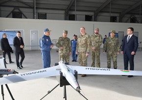Президент Ильхам Алиев и его сын Гейдар Алиев посетили военные объекты ВВС