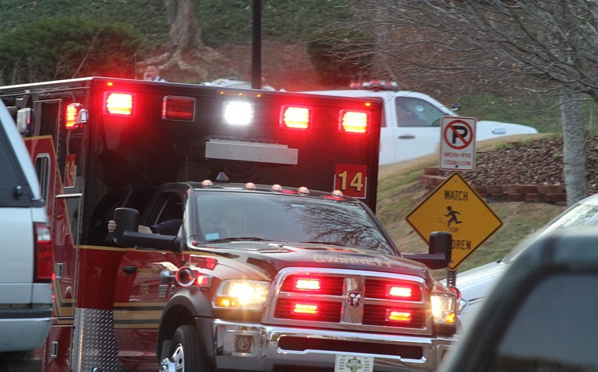 ABŞ-da məktəbli avtobusu qəzaya uğrayıb, 9 şagird yaralanıb