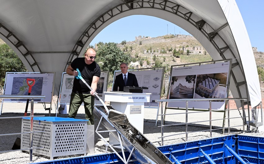 President Ilham Aliyev lays foundation stone for administrative building in city of Kalbajar