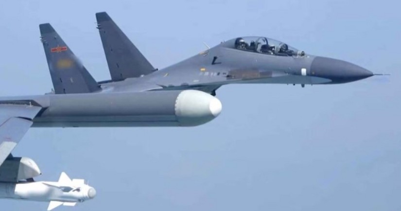 Армия Тайваня сообщила о появлении возле острова 20 воздушных аппаратов ВС Китая
