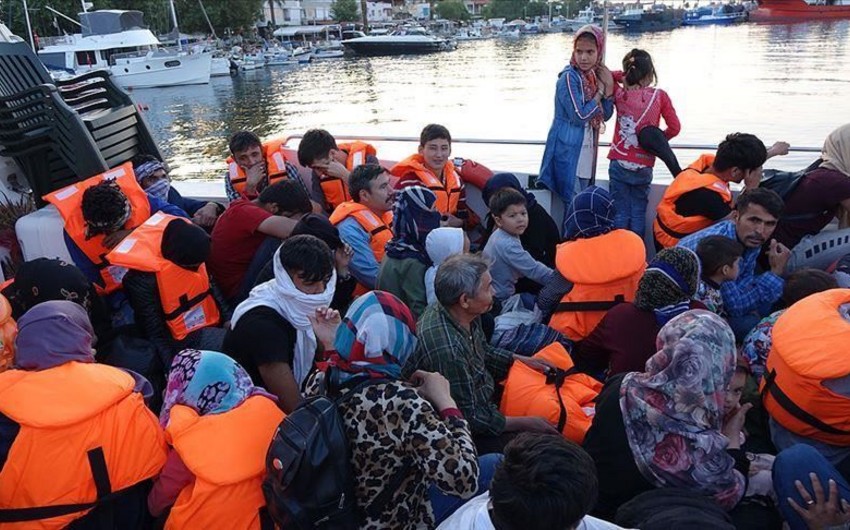 İzmir sahillərində 83 qanunsuz miqrant saxlanılıb