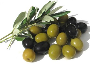 Azerbaijan begins canned olive imports from Egypt