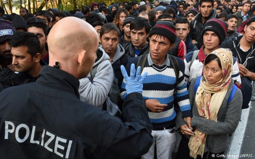 Германия выслала рекордное число беженцев в другие страны ЕС