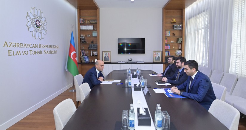 Министр науки и образования встретился с победителями конкурса Yüksəliş