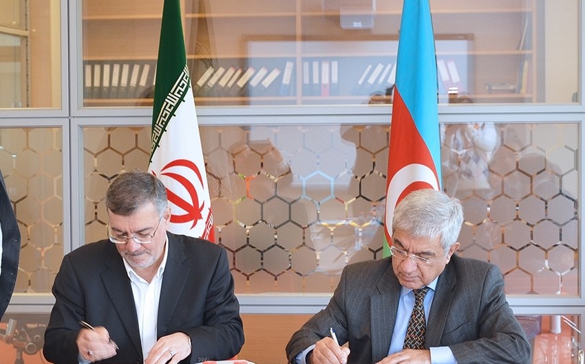 Azərbaycan və İran diplomatik akademiyaları arasında memorandum imzalanıb