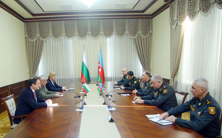 Chief of General Staff of Azerbaijan Army meets with Bulgarian delegation