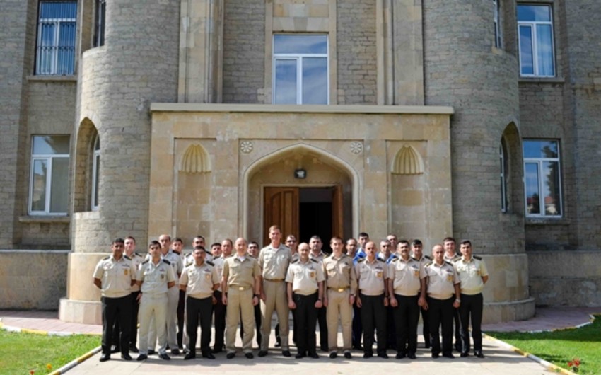 ​Мобильная учебная группа НАТО проводит в Баку курсы по Планированию учений