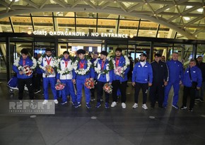 Azerbaijani weightlifters who successfully performed at European Championships return home