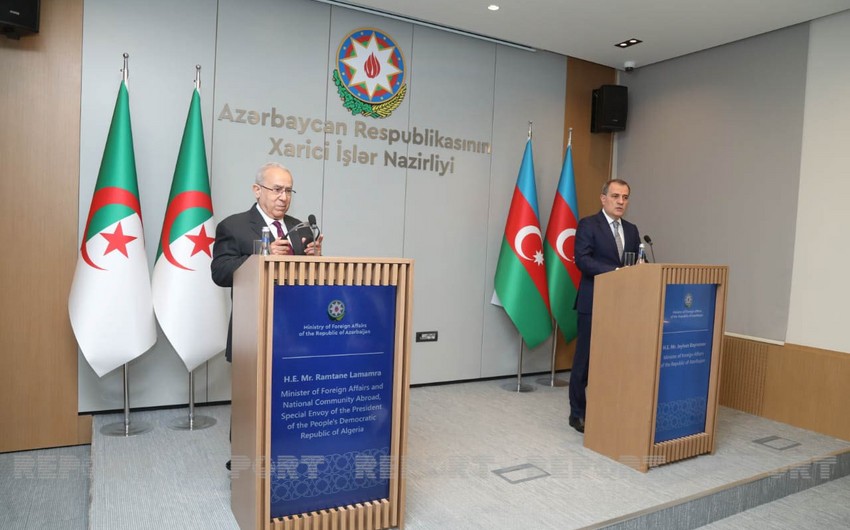 Issues discussed by FMs of Azerbaijan and Algeria announced