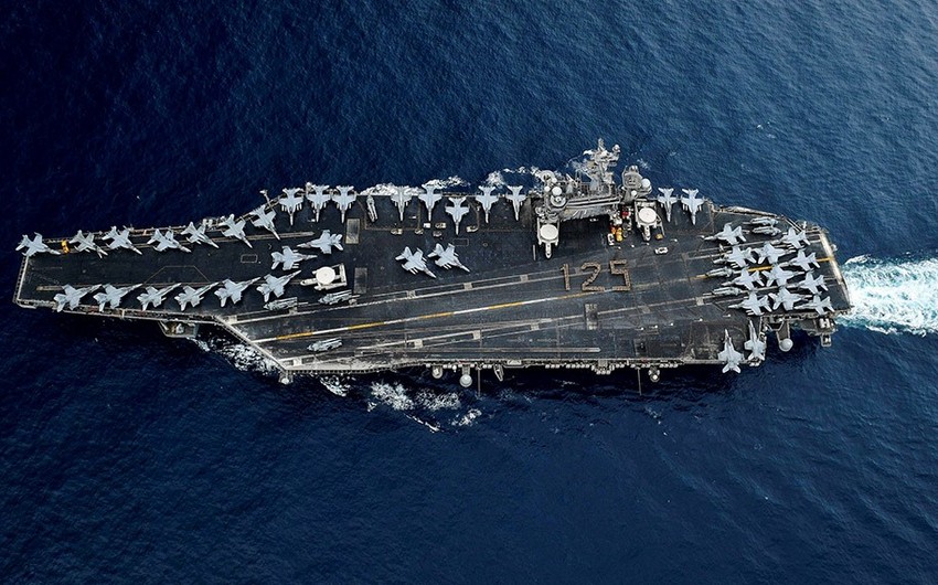 Pentagon won't evacuate virus-hit aircraft carrier