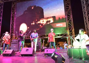 Baku hosts concert of Indian Ocean band