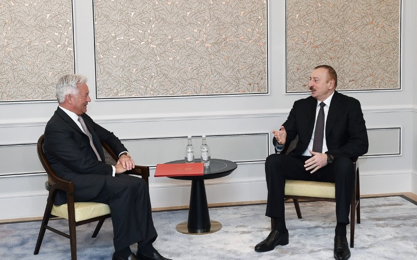 Президент Азербайджана встретился с государственным министром Великобритании по вопросам Европы и Америки
