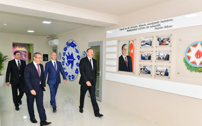 Президент Ильхам Алиев ознакомился с условиями, созданными в академии IT STEP Бакинского профессионального лицея номер 9