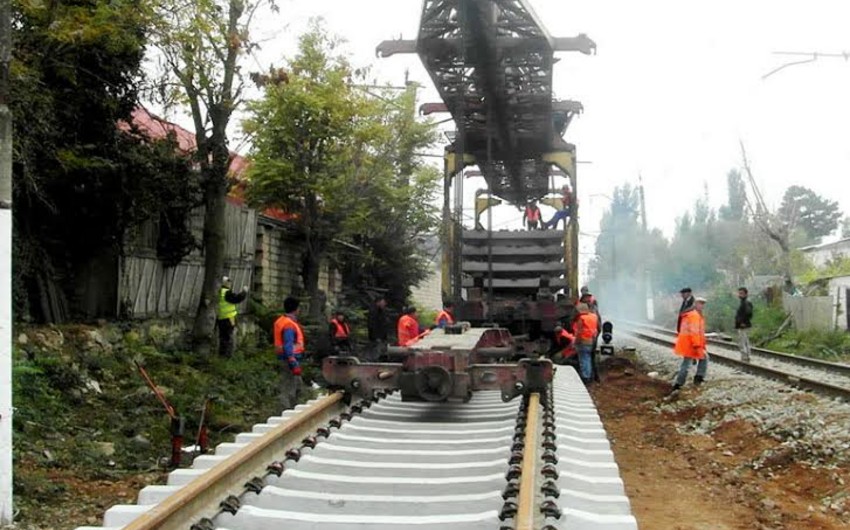 ​Начат ремонт железнодорожного участка Салахлы-Союг Булаг