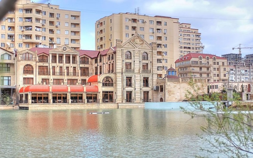 В Баку женщина обокрала иракского туриста в отеле