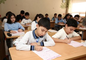 В Баку около 50 тыс. учащихся VI классов приняли участие в мониторинге знаний