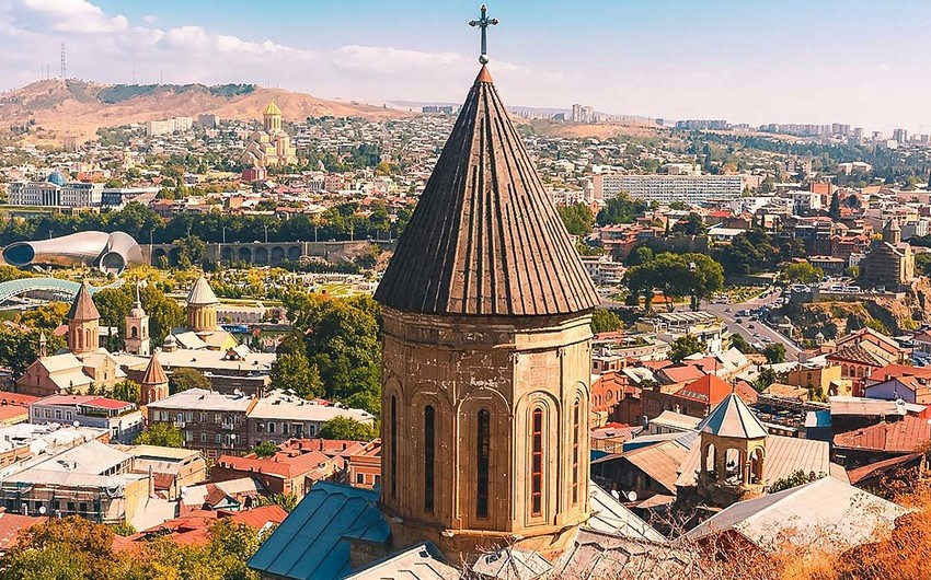 Грузинские эксперты: Незаконными переселениями Армения пытается укрепить оккупацию Карабаха