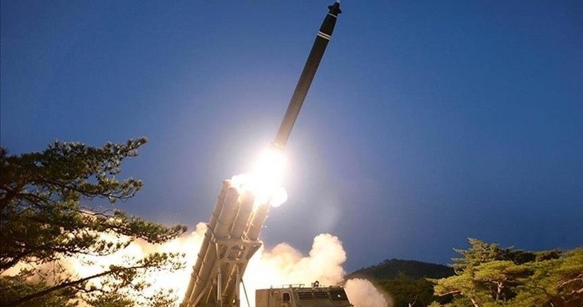 KİV: KXDR ballistik raket buraxıb