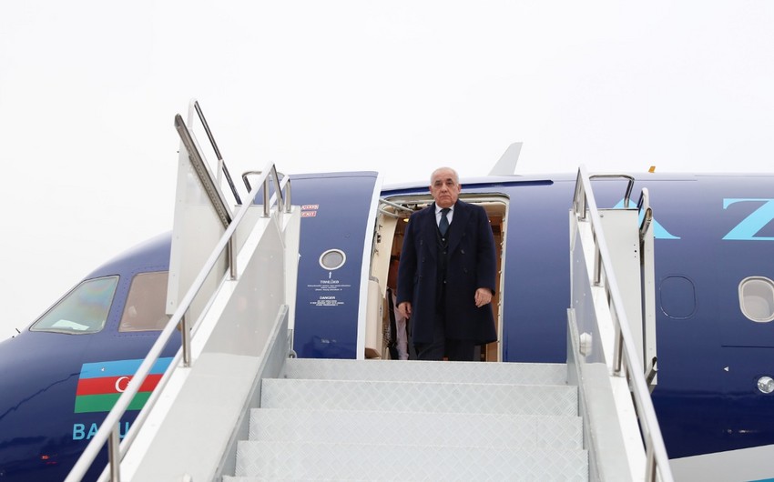 Azerbaijani PM arrives in Kazakhstan 