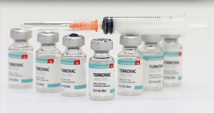 В Турции начали вводить вакцину Turkovac в качестве бустера