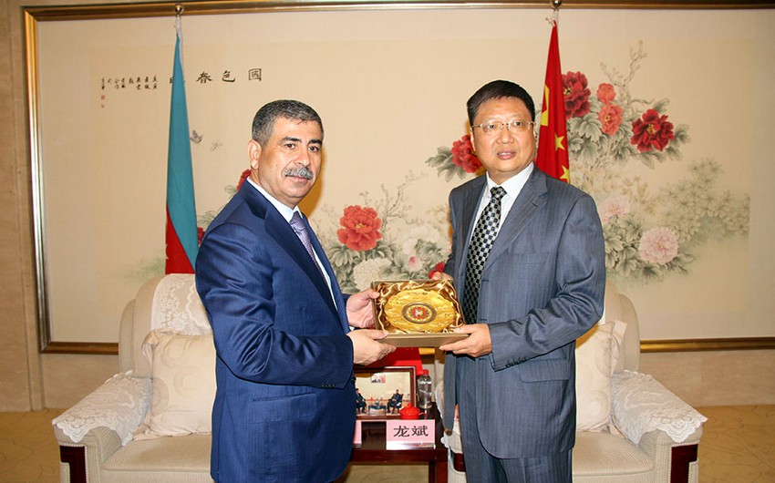 Министр обороны Азербайджана посетил китайскую компанию CETC International