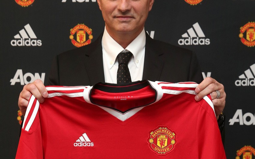 Mourinho agrees £36m deal to become Man United new manager