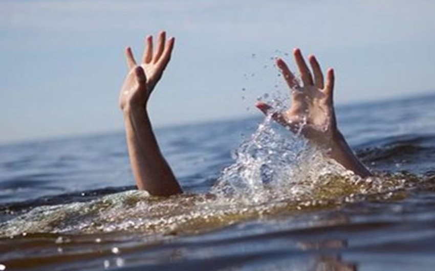 Three residents of Baku drowned in Caspian Sea