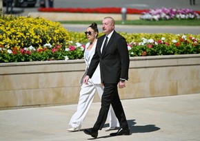Президент Ильхам Алиев и первая леди Мехрибан Алиева почтили память сынов Азербайджана, погибших за победу над фашизмом