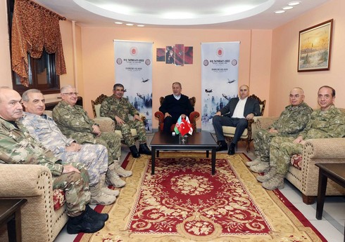 Состоялась встреча министров обороны Турции, Азербайджана и Грузии