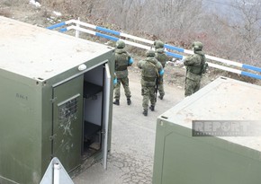 Russian peacekeepers start installing house containers at protest site - VIDEO