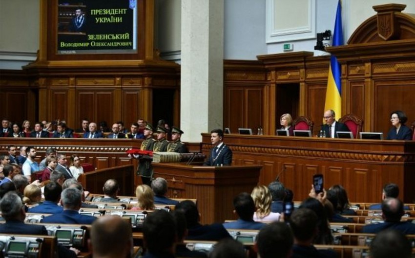 Ukraynada növbədənkənar parlament seçkilərinin tarixi açıqlanıb