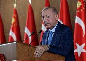 Erdogan calls on youth to be vigilant