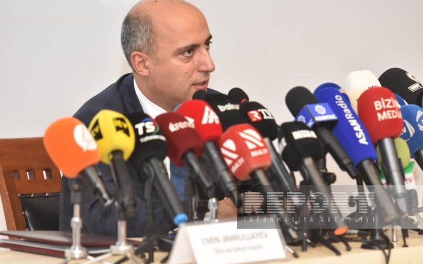 Nazir: Sosial durumu zəif ailələr məktəbli forması üçün məktəb rəhbərliyinə müraciət edə bilərlər