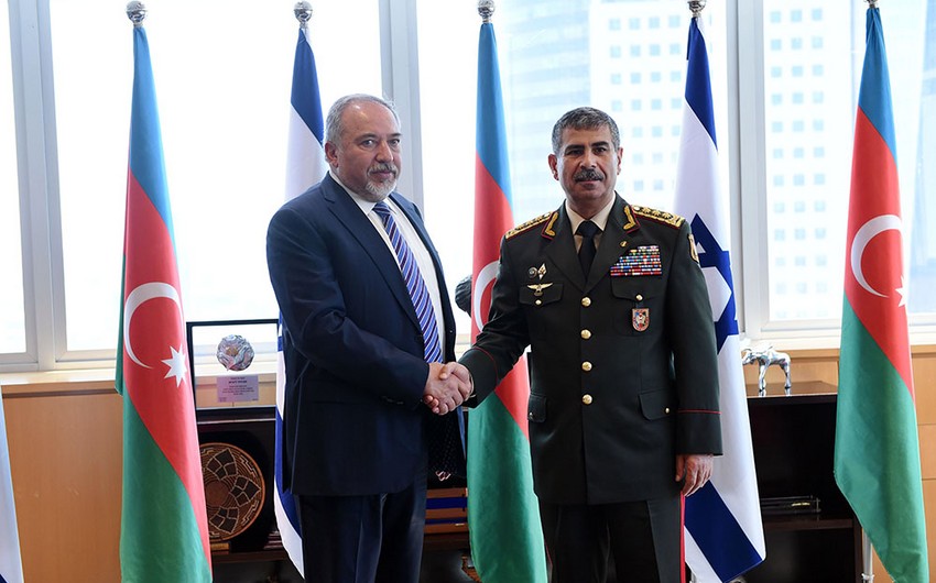 В Тель-Авиве состоялась встреча министров обороны Азербайджана и Израиля
